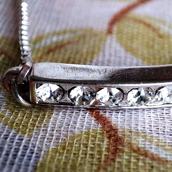 Silver Tone LOVE Sweetheart Clear Rhinestone Slide Bracelet Preloved - Picture 7 of 10